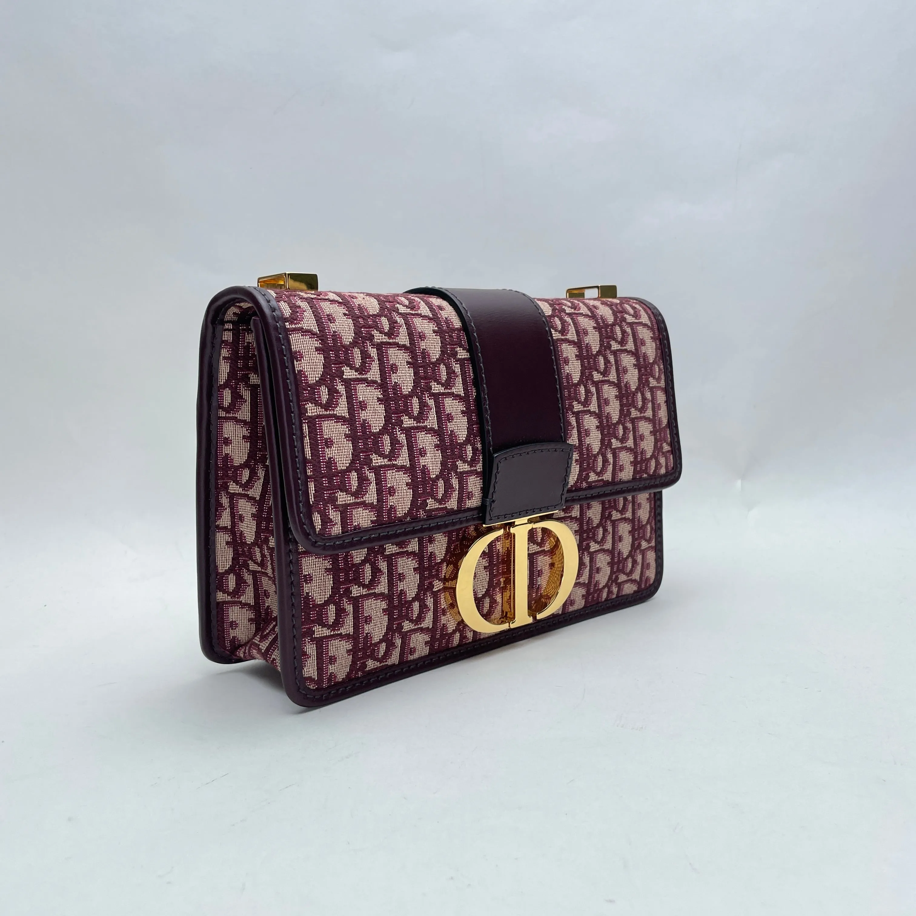 30 Montaigne Medium Maroon Shoulder Bag in Jacquard, Gold hardware