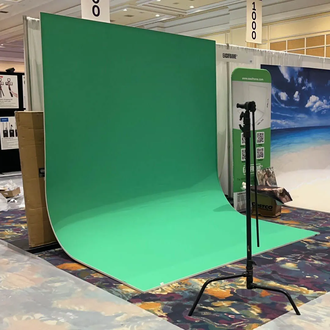 EasiFrame Curved Self-Supporting Portable Studio Infinity-Cove Cyclorama Background Kit V2 for Video and Photography - Chromakey Green