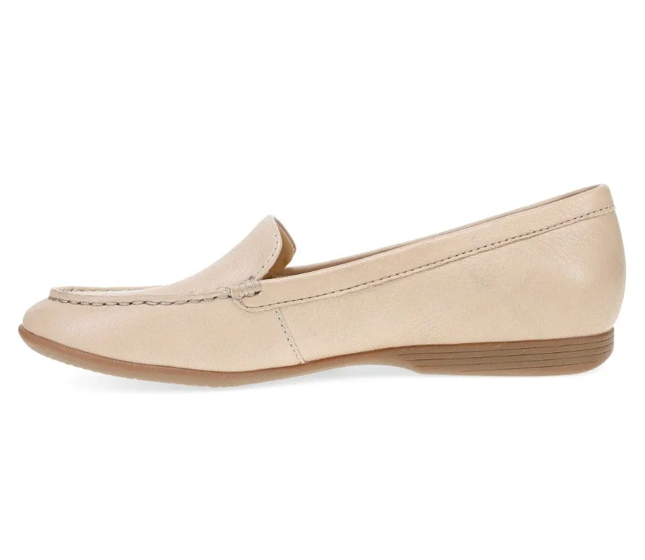 Women's Dansko Lorri 2043210600 Color: Sand